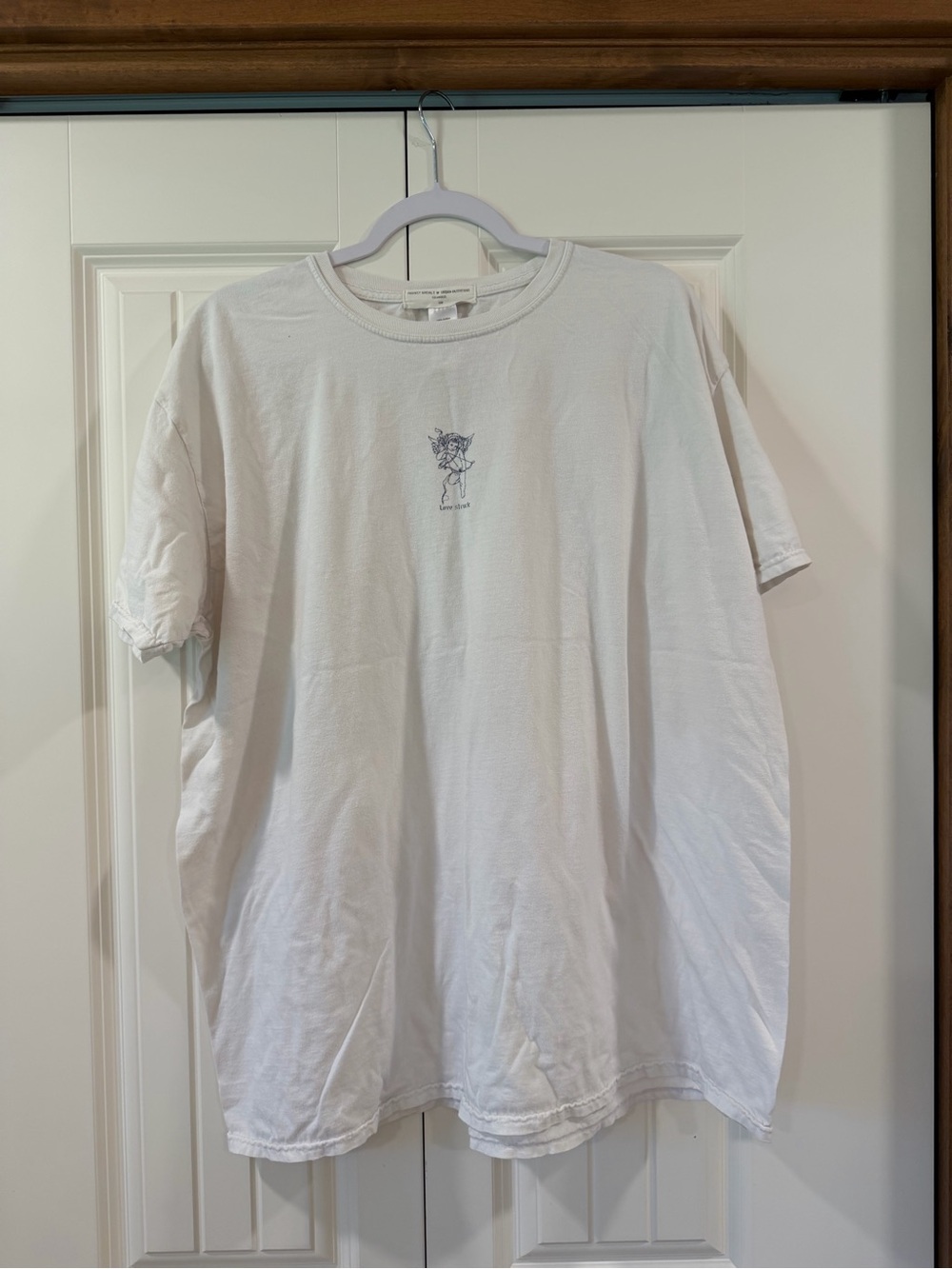 Urban Outfitters White Short Sleeve Tee with Navy Cupid Graphic OVERSIZED - Picture 2 of 4